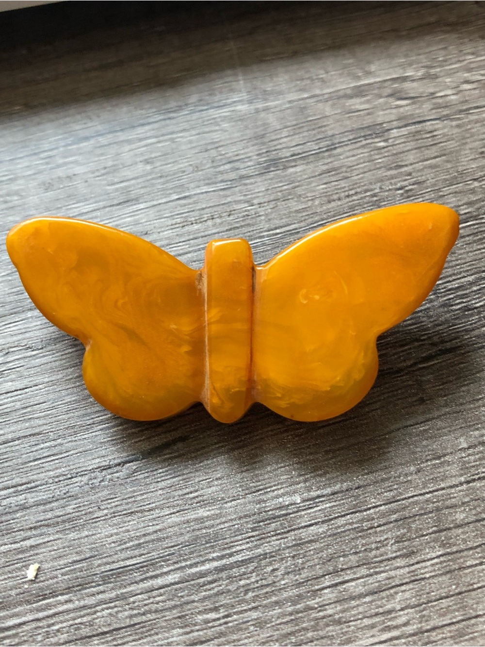 Vintage Bakelite butterscotch marbled brooch pin